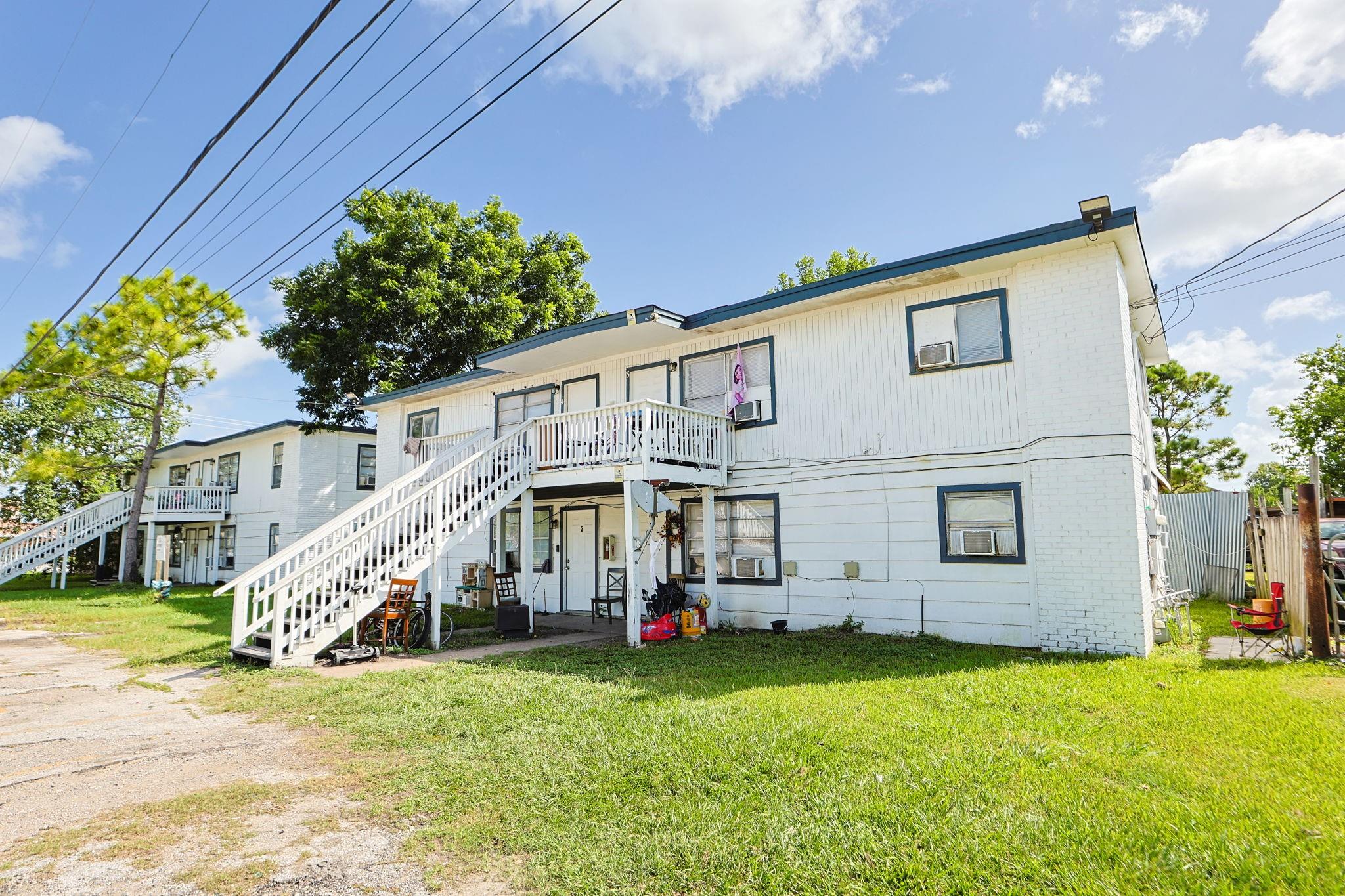 2312 & 2315 Avenue B 5