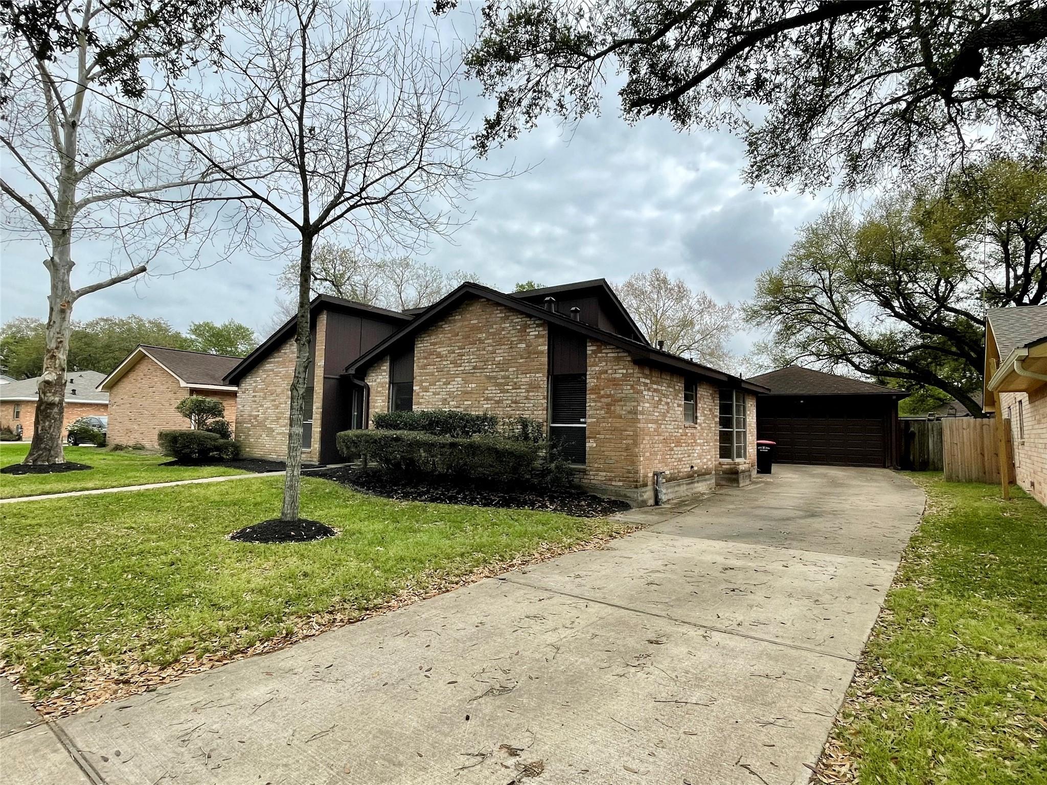 21327 Park Tree Lane