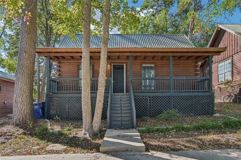 55 Hunters Creek Drive Huntsville TX 77340