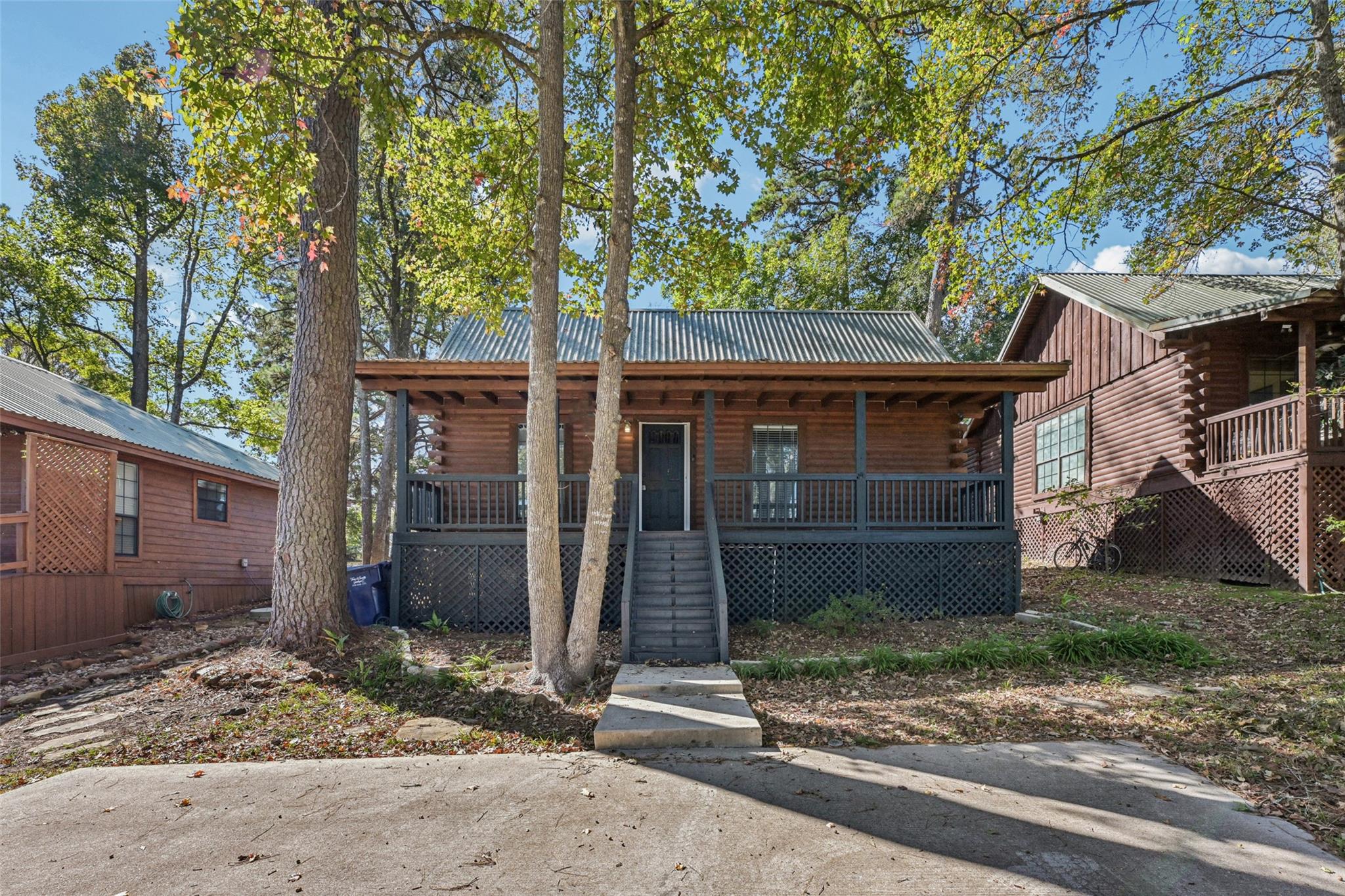 55 Hunters Creek Drive