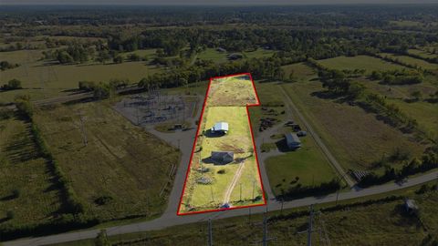 Photo of 26865 Old Highway 105 W, Montgomery, TX 77316 (MLS # 49898586)