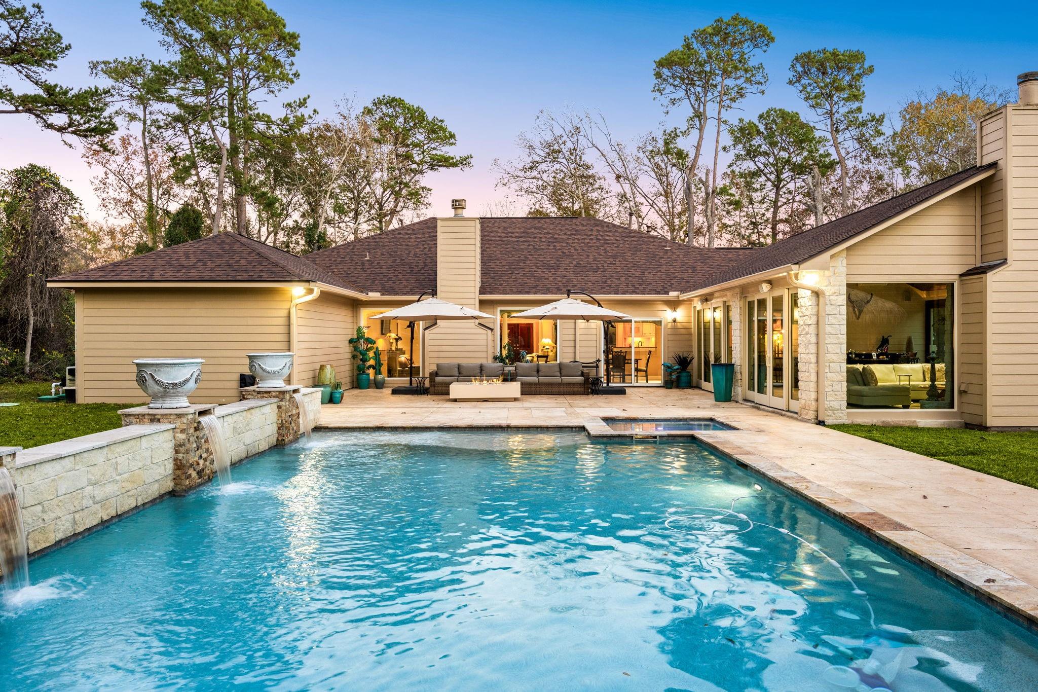 11984 White Oak Crossing