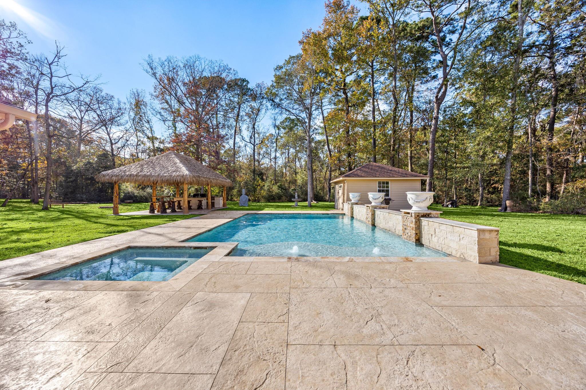 11984 White Oak Crossing