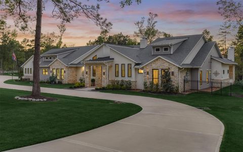 Photo of 7120 Morningbrook Drive, Montgomery, TX 77316 (MLS # 41316798)