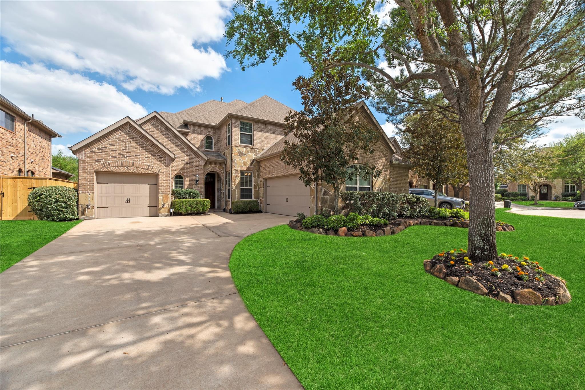 4423 Red Oak Grove Court