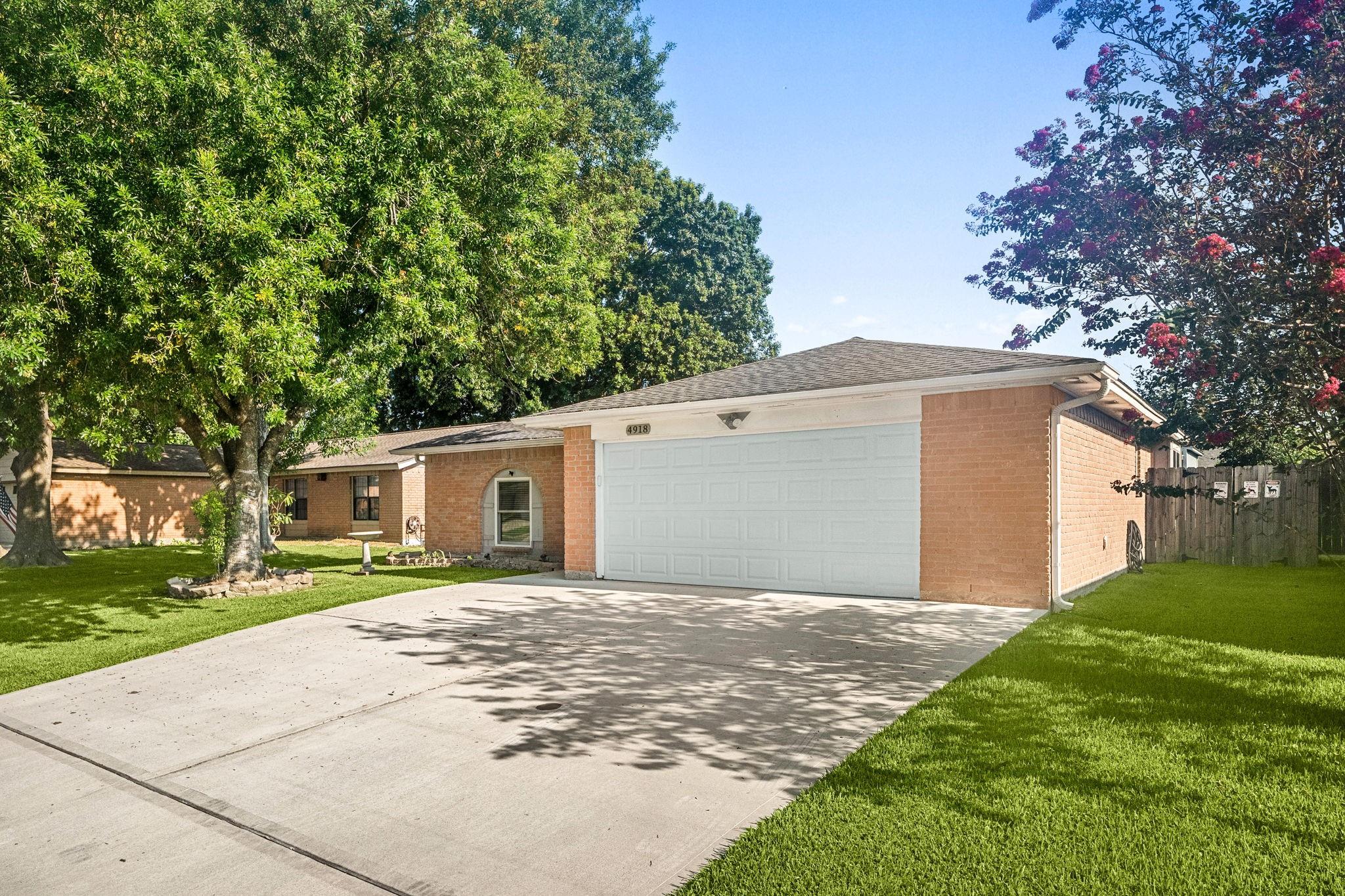 4918 Valley View Drive