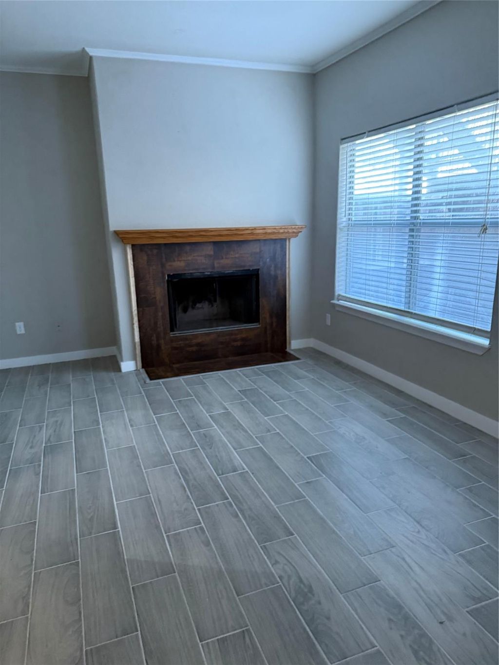 Photo of 706 Bering Drive #103, Houston, TX 77057 (MLS # 63580631)