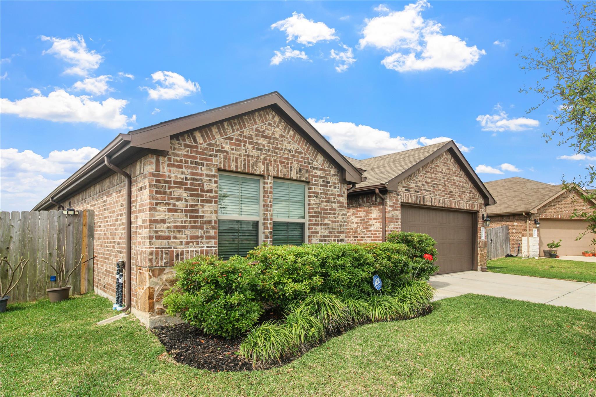 6706 Twin Oaks Lane