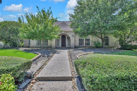 Photo of 1803 Quiet Country Court, Houston, TX 77345 (MLS # 57806314)
