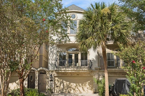 Photo of 6406 Rodrigo Street #B, Houston, TX 77007 (MLS # 64782979)