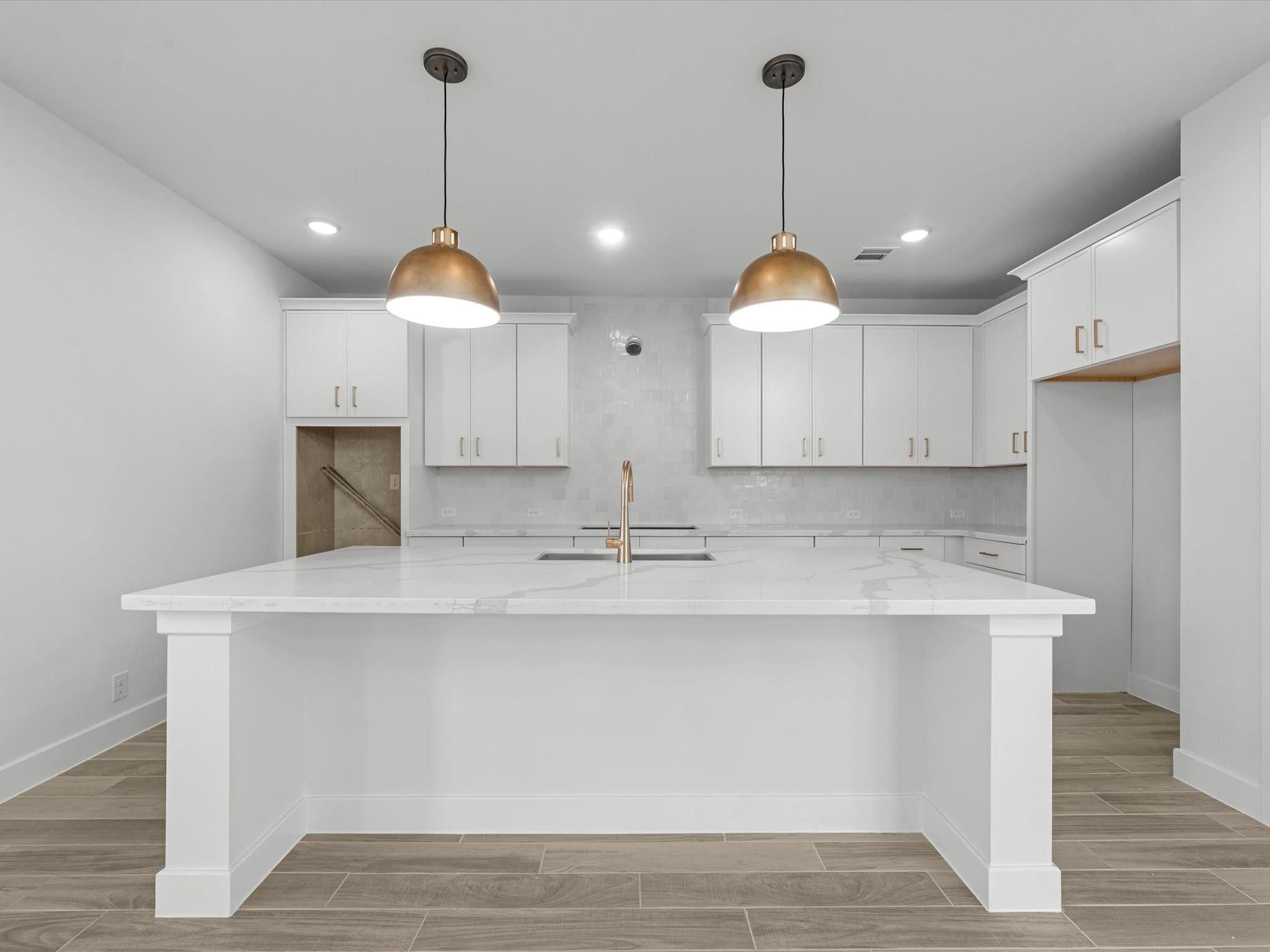 111 Candlelight Ridge Court