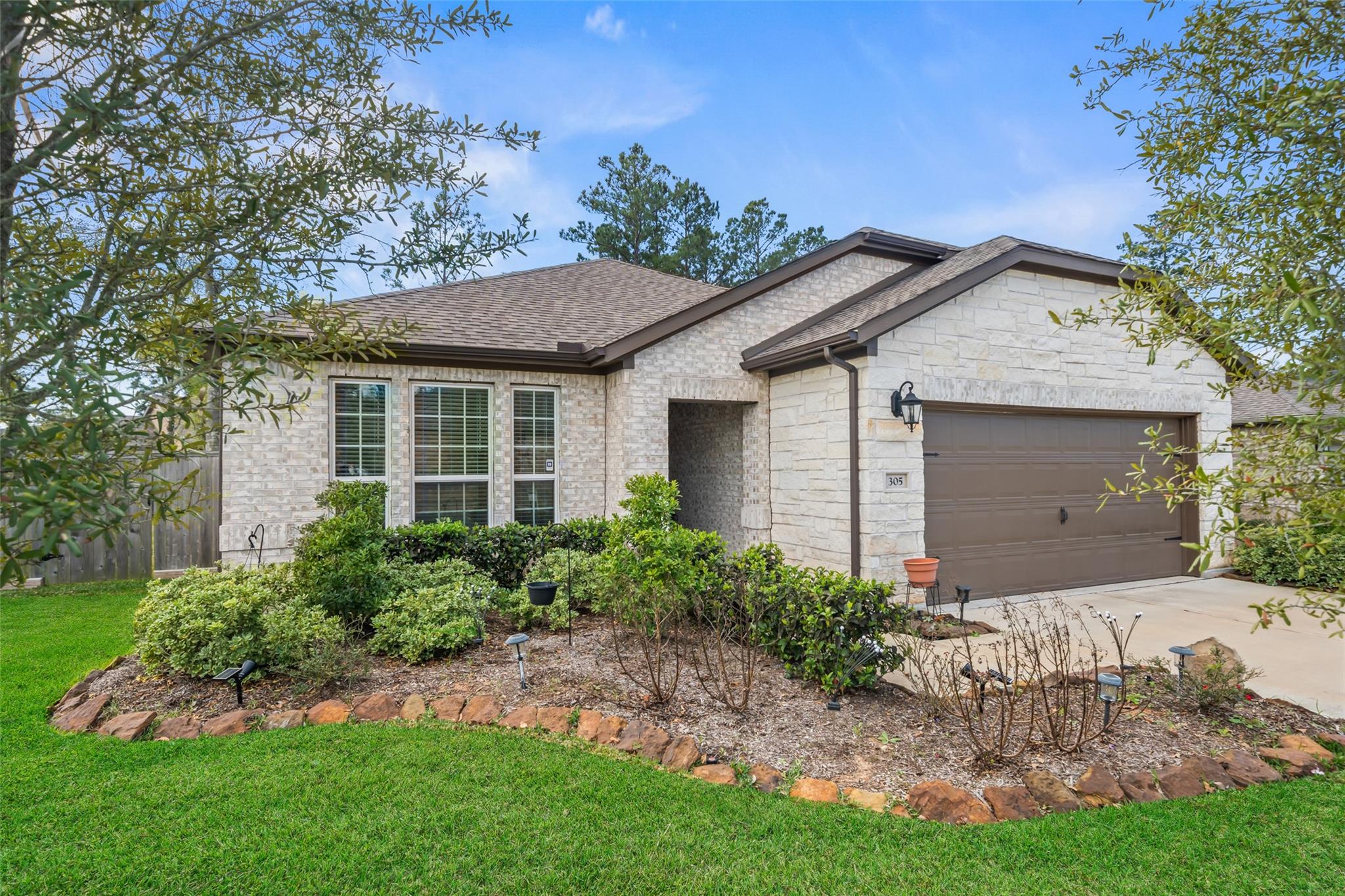 305 Royal Lily Trail