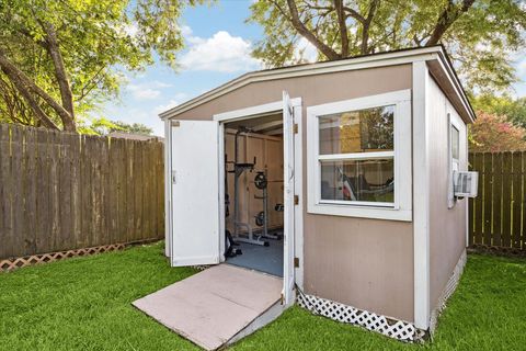Tiny photo for 2430 Meandering Trail, Houston, TX 77339 (MLS # 4711800)