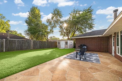 Tiny photo for 2430 Meandering Trail, Houston, TX 77339 (MLS # 4711800)