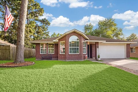 Photo of 2430 Meandering Trail, Houston, TX 77339 (MLS # 4711800)