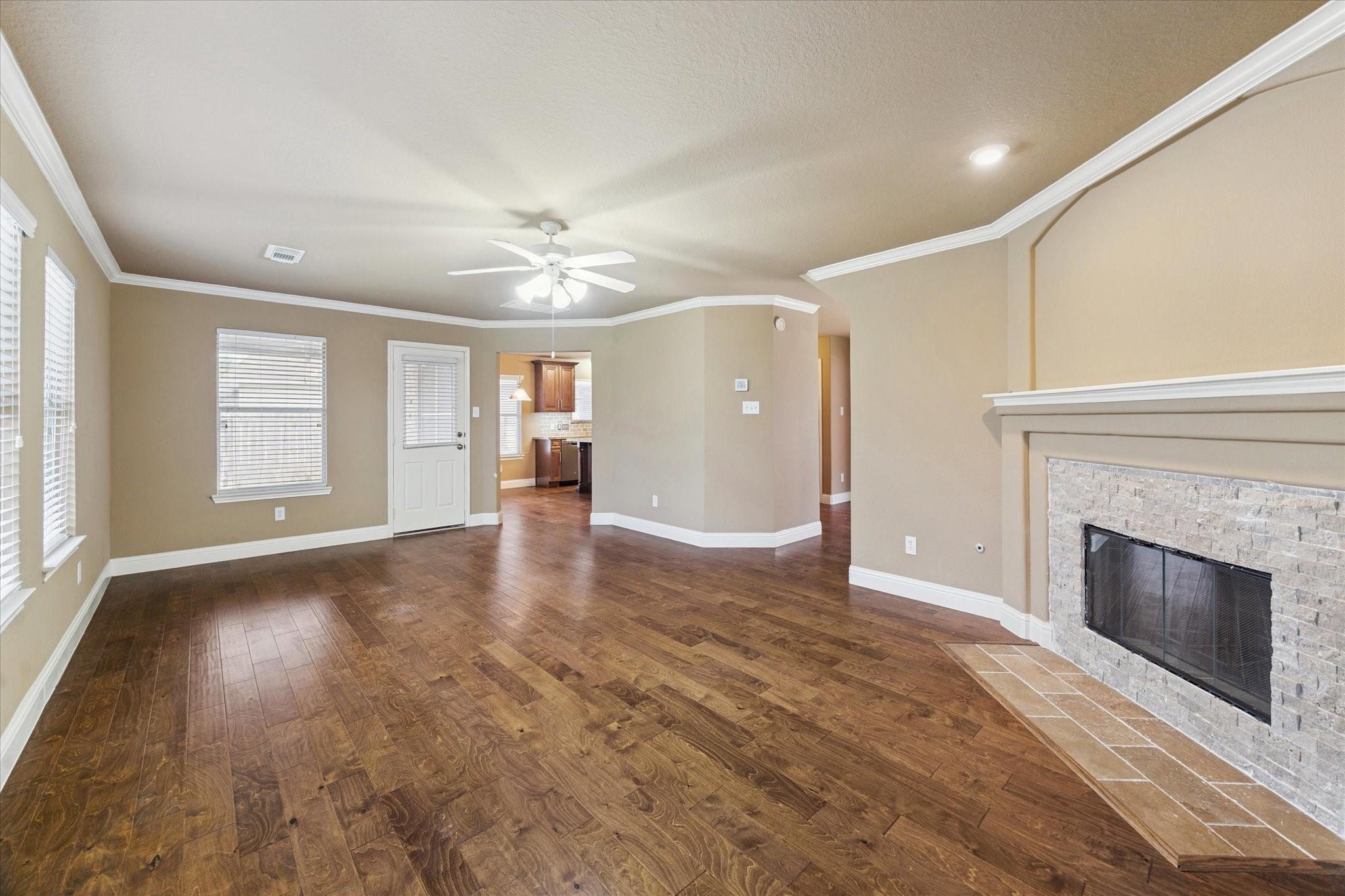 1402 Merryglen Court