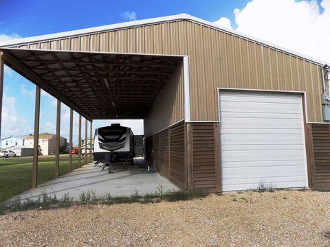 Photo of 6123 Blue Water Boulevard, Sargent, TX 77414 (MLS # 40453390)