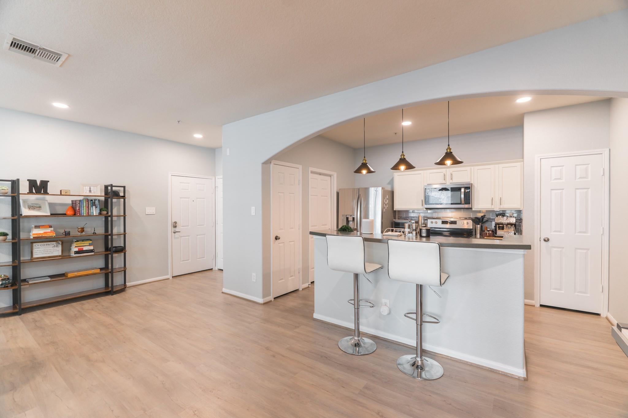 6607 Lake Woodlands Drive 312