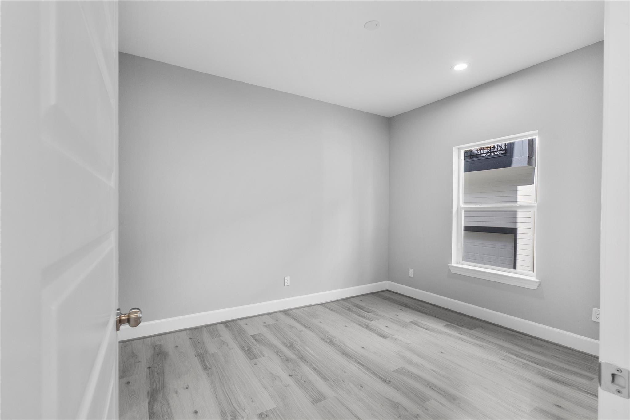 1122 W 16th Street B