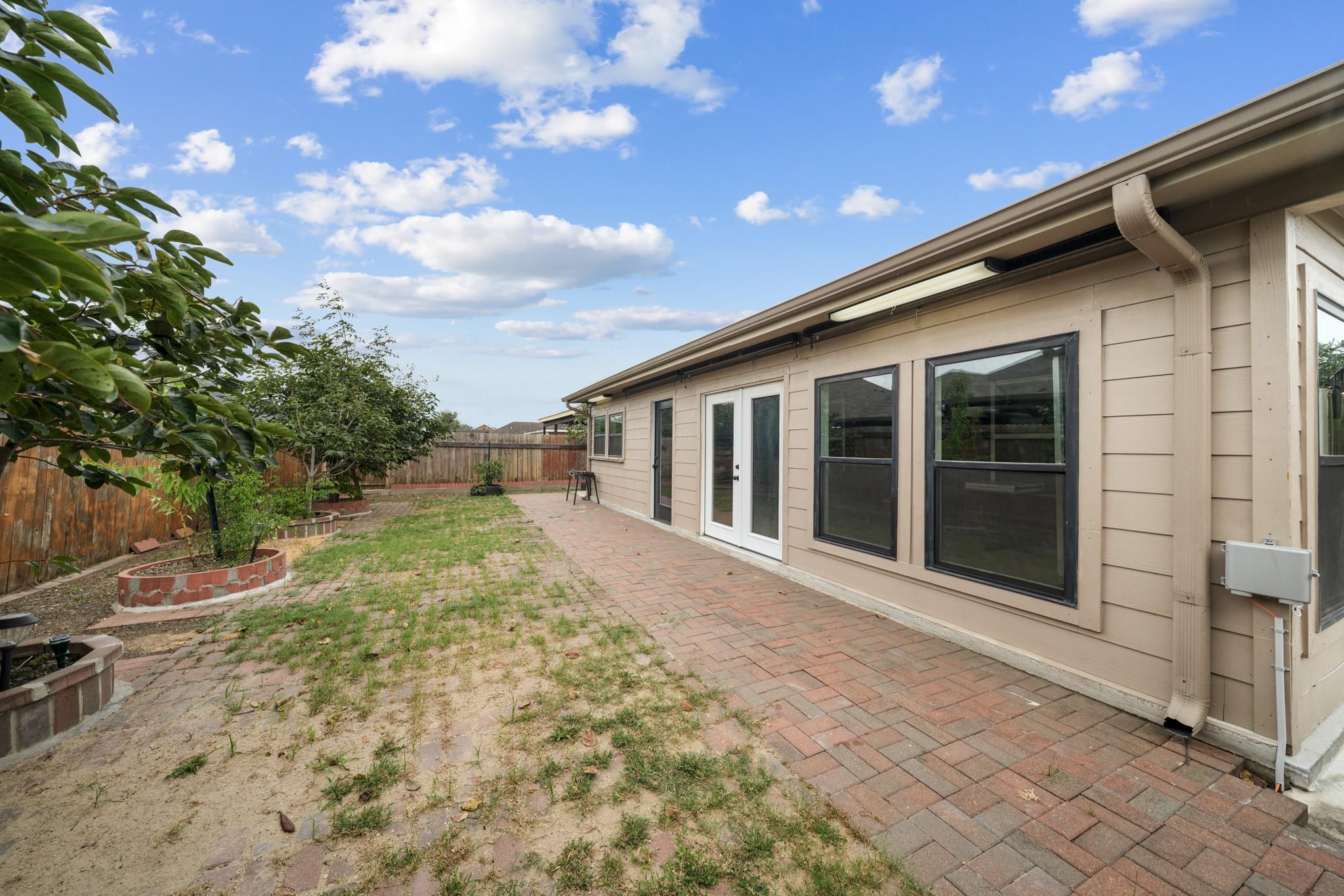 8306 Sunstone Court
