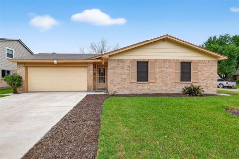 Homes For Sale - 11839 Hallowing Point Road<br/> Harris County, Houston, TX 77067