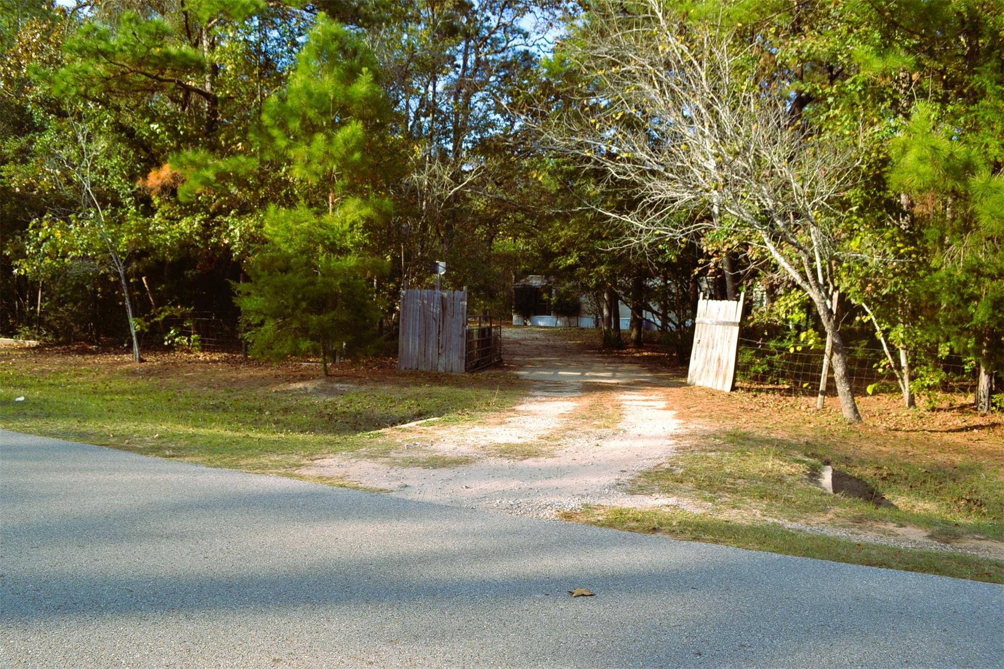 24854 Shady Oaks Boulevard