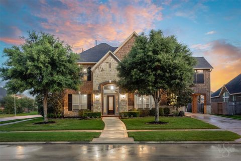 Photo of 5803 Mustang Ridge Lane, Fulshear, TX 77441 (MLS # 94549599)