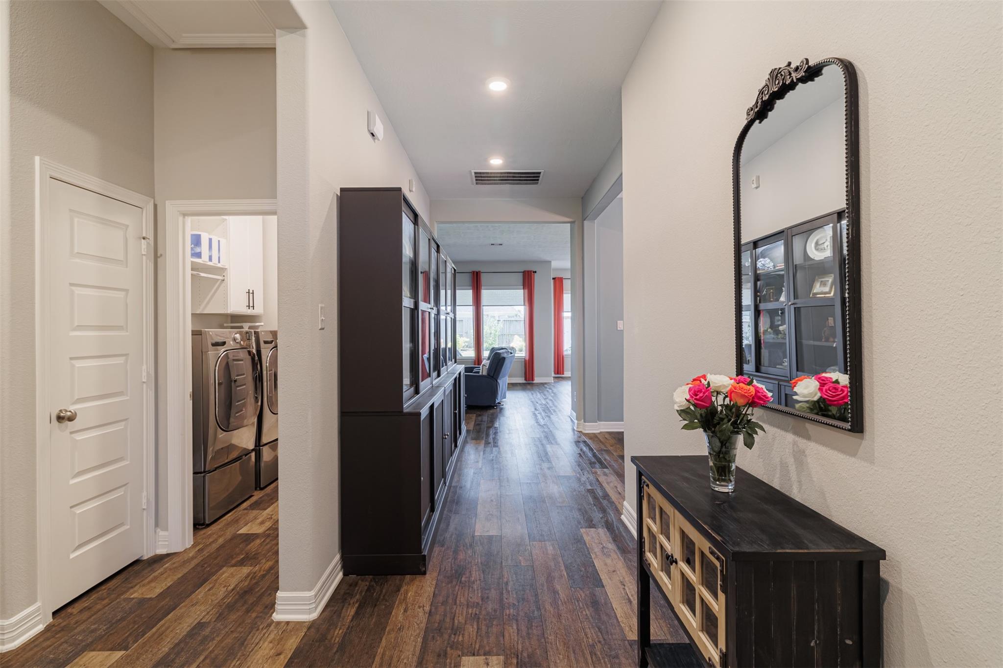 920 Lunar View Court