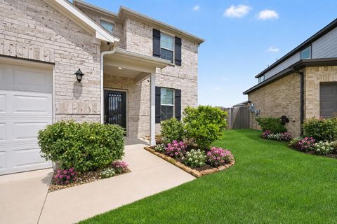 Photo of 5710 Embracement Lane, Katy, TX 77493 (MLS # 72343028)