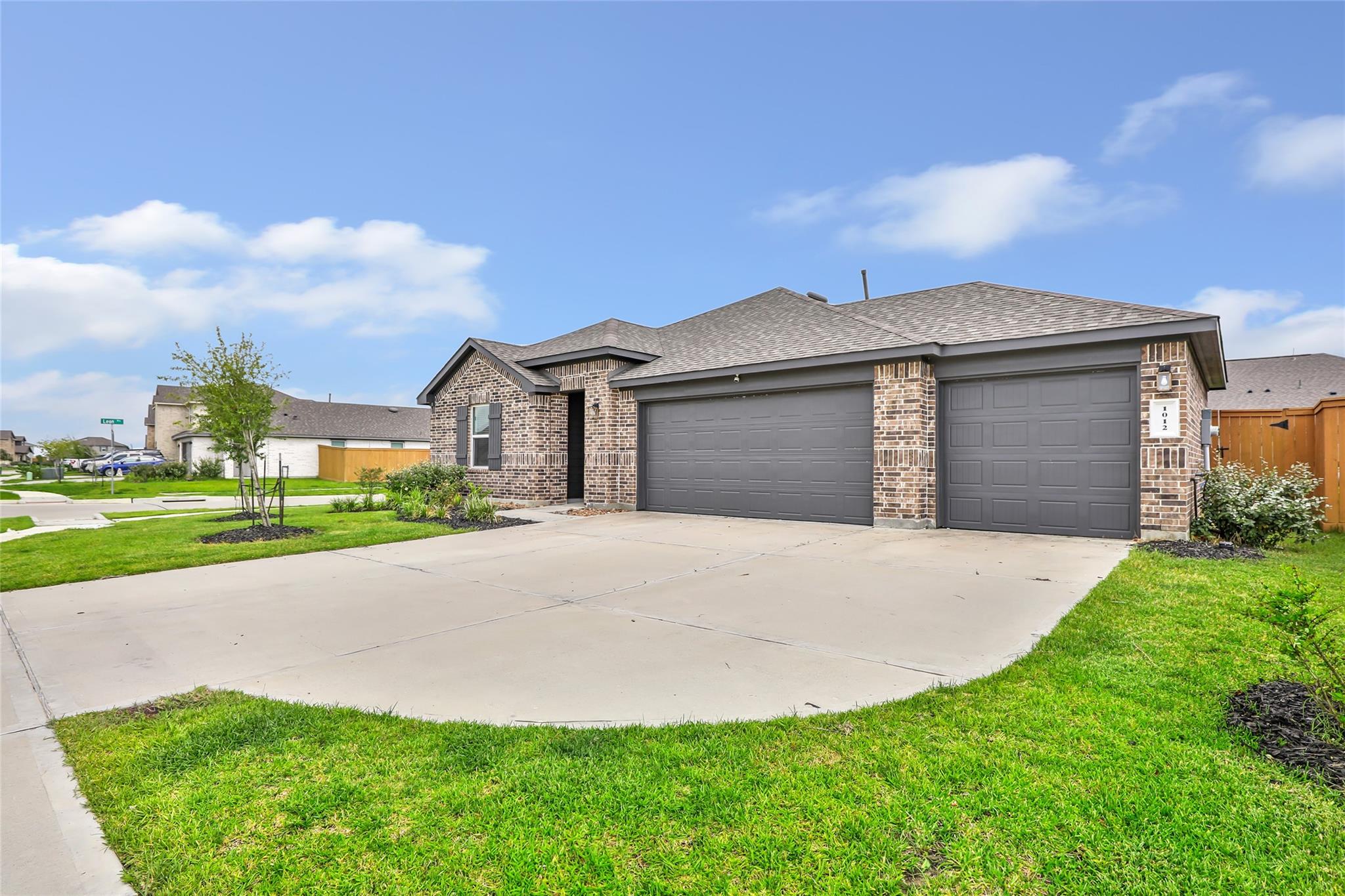 1012 Llano Trail