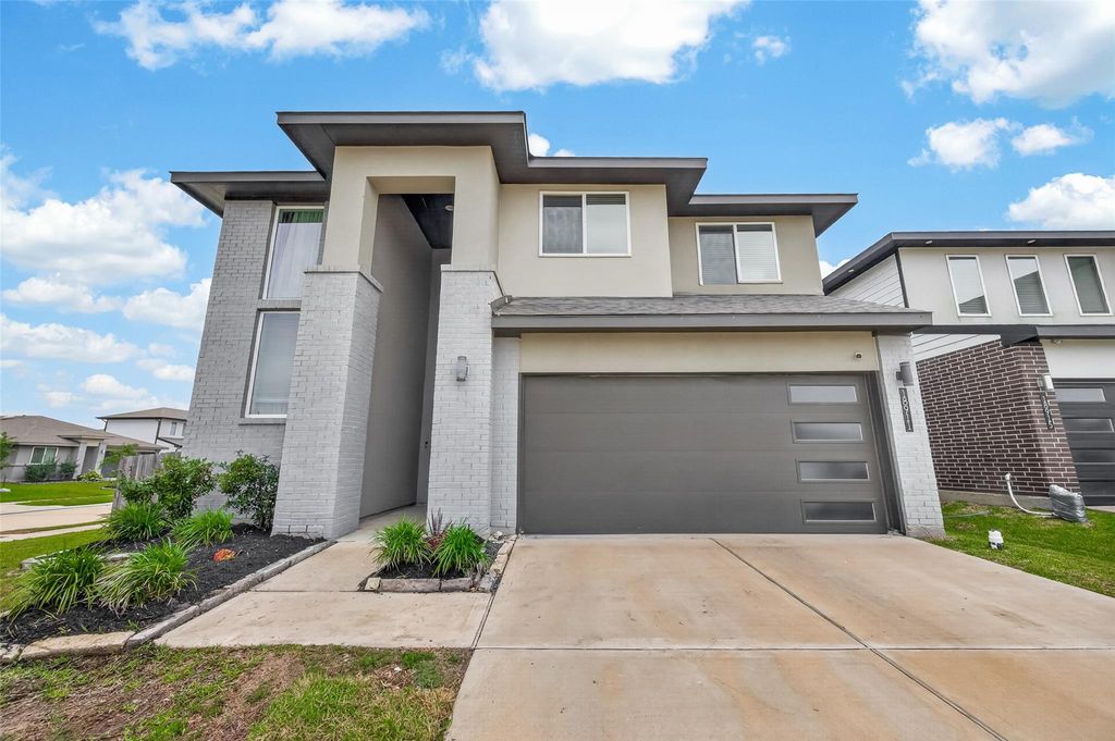 Photo of 18911 Wedgewood Meadow Way, Richmond, TX 77407 (MLS # 20457411)