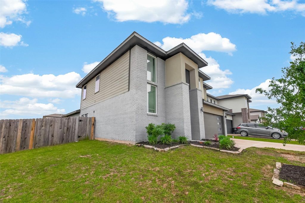 Photo of 18911 Wedgewood Meadow Way, Richmond, TX 77407 (MLS # 20457411)