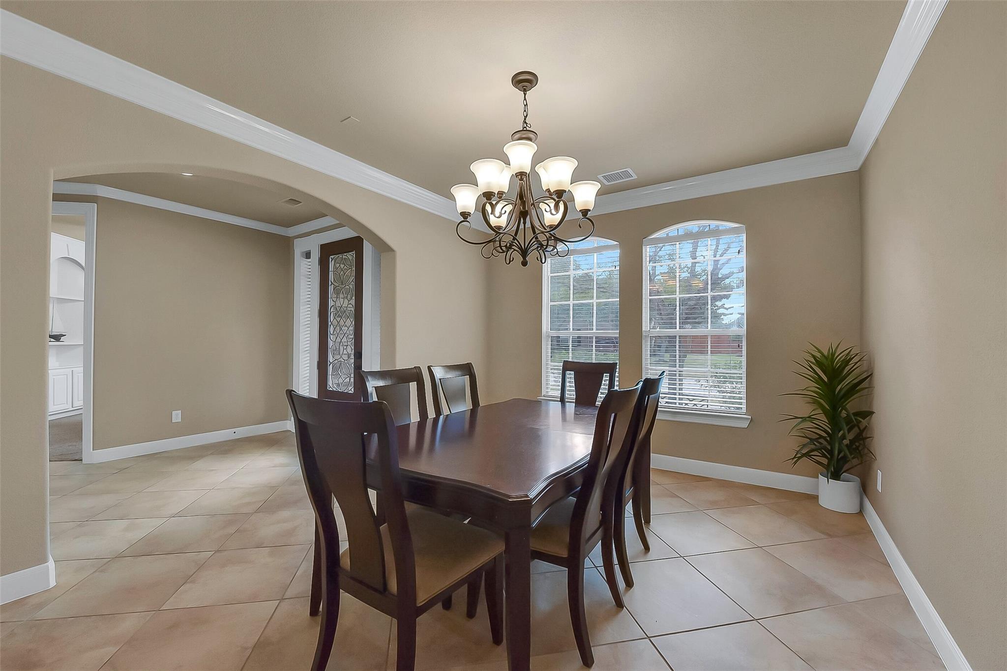 2413 Mountain Falls Court