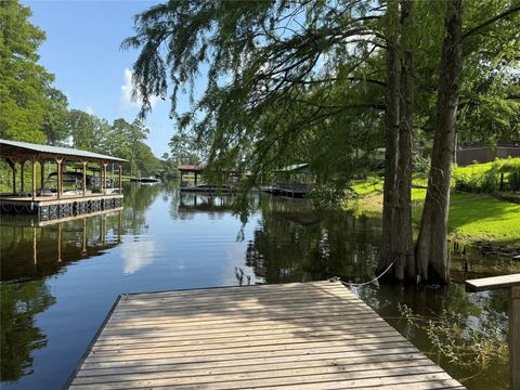 Photo of 535 Tall Timbers, Burkeville, TX 75932 (MLS # 22498405)
