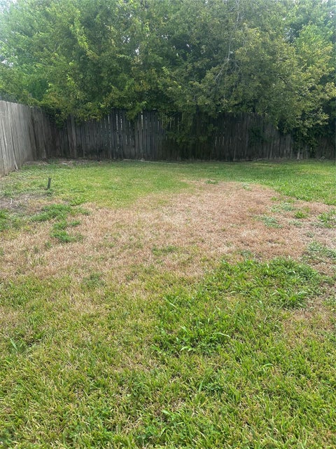 Tiny photo for 2308 Russell Street, Houston, TX 77026 (MLS # 11514997)