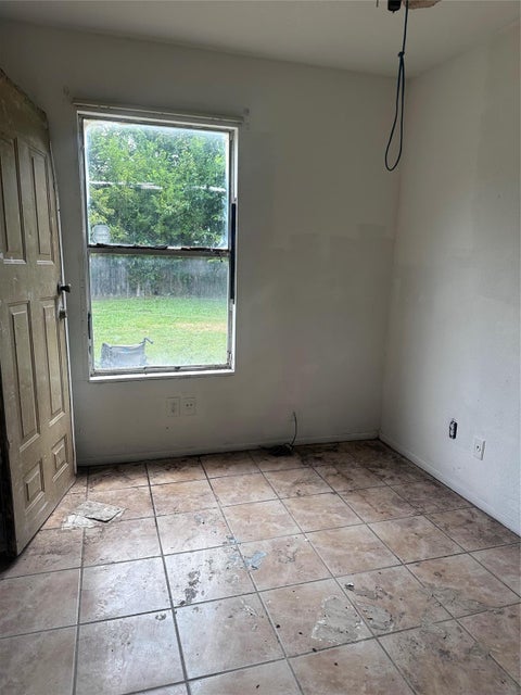 Tiny photo for 2308 Russell Street, Houston, TX 77026 (MLS # 11514997)
