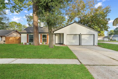 Photo of 19302 Flaxwood Drive, Humble, TX 77346 (MLS # 64305459)