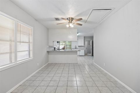 Photo of 12109 22nd Street, Santa Fe, TX 77510 (MLS # 9132487)
