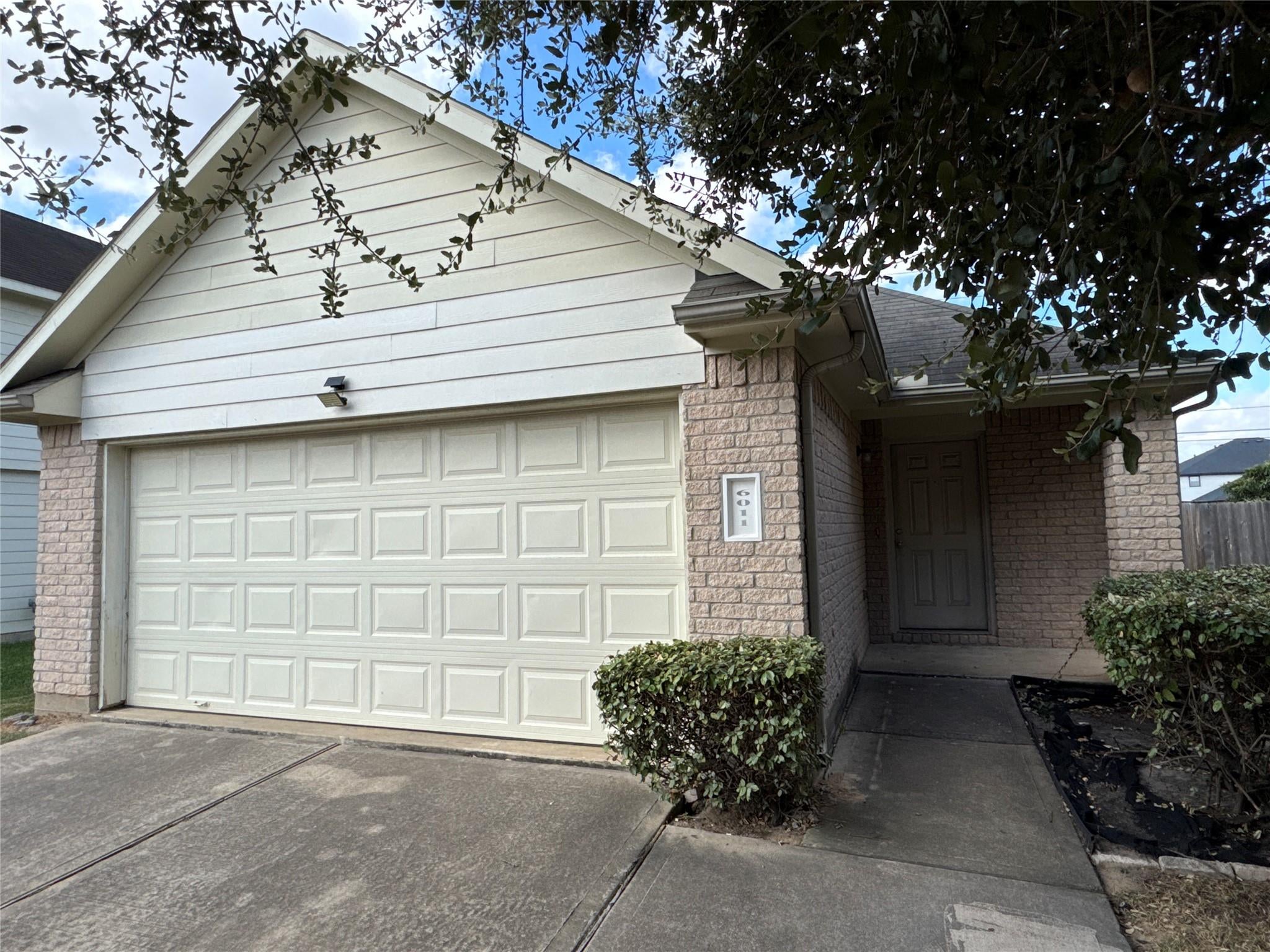 6011 Brenwood Trails Lane