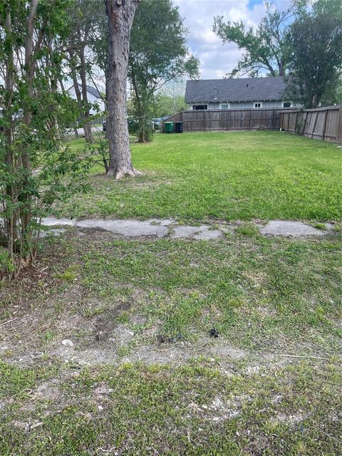 Photo of 3701 Rawley Street, Houston, TX 77020 (MLS # 89238544)