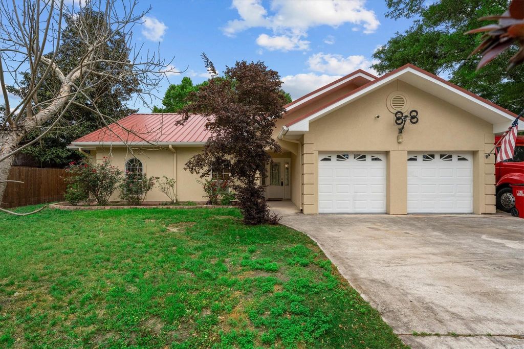 Photo of 19863 Irenell Drive, Porter, TX 77365 (MLS # 97825314)