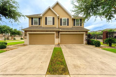 Photo of 3803 Waterford Bend, Missouri City, TX 77459 (MLS # 87600115) Photo of 3803 Waterford Bend, Missouri City, TX 77459 (MLS # 87600115)