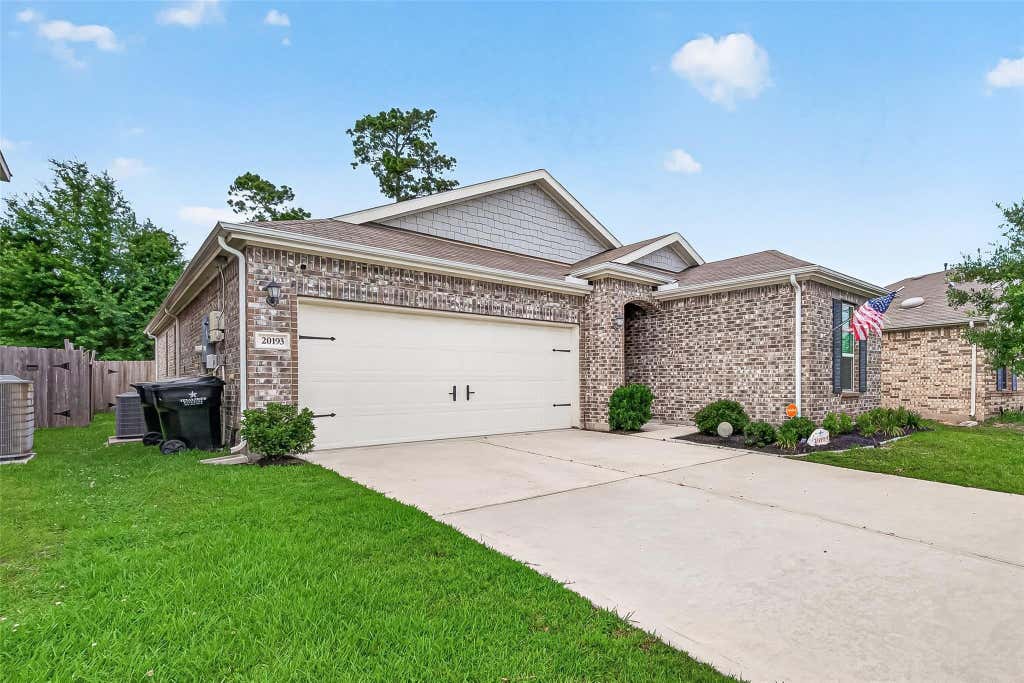 Photo of 20193 Langwell Drive, Porter, TX 77365 (MLS # 19386714)