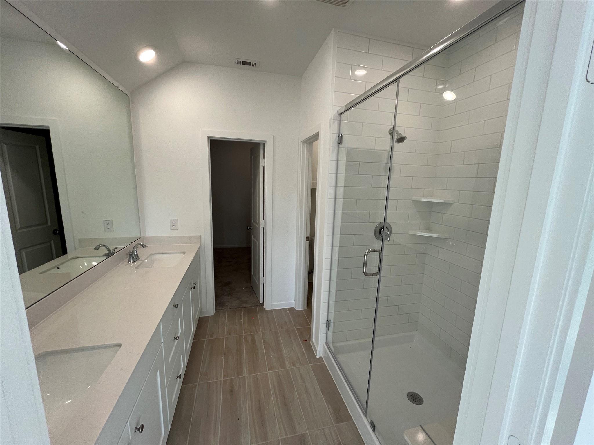 27618 Loyalty Islands Lane