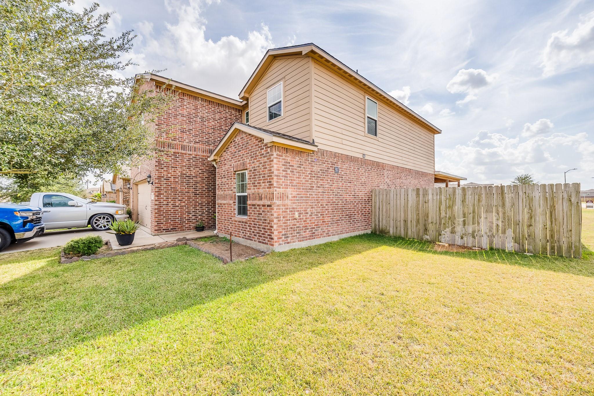 1018 Texas Timbers Drive