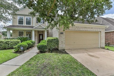Photo of 13002 Misty Bay Ln Ln, Pearland, TX 77584 (MLS # 58054493)