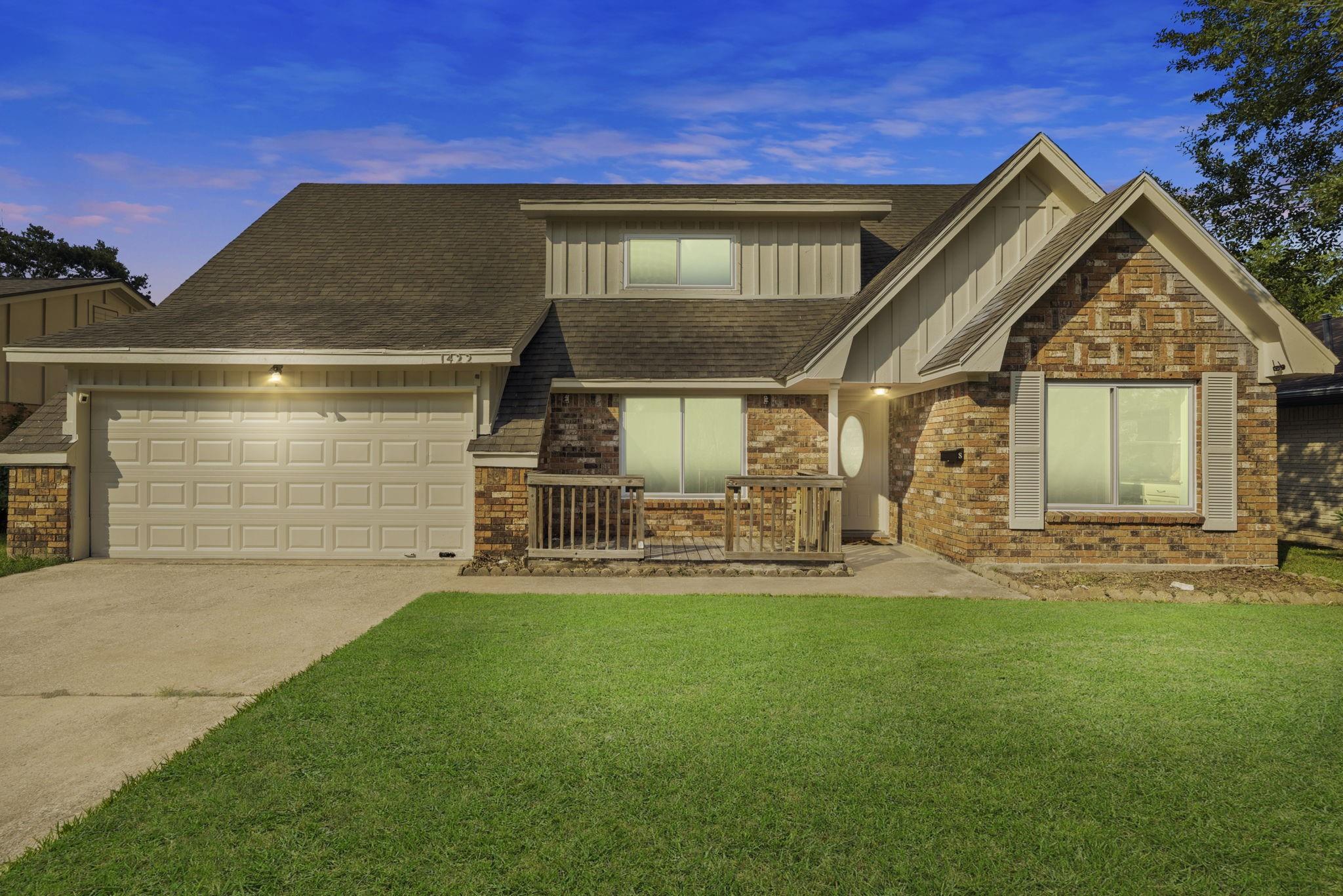 1422 Delabrook Court