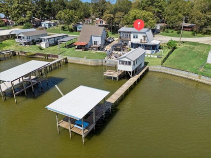 115 Panther – Investment Home