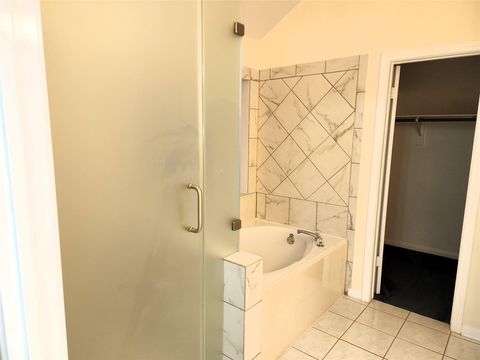 Tiny photo for 3103 Gatesbury North Drive, Houston, TX 77082 (MLS # 97432193)