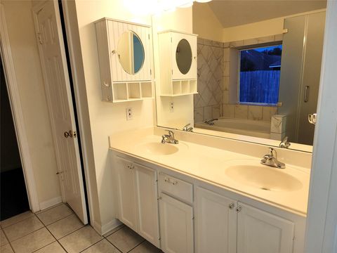 Tiny photo for 3103 Gatesbury North Drive, Houston, TX 77082 (MLS # 97432193)